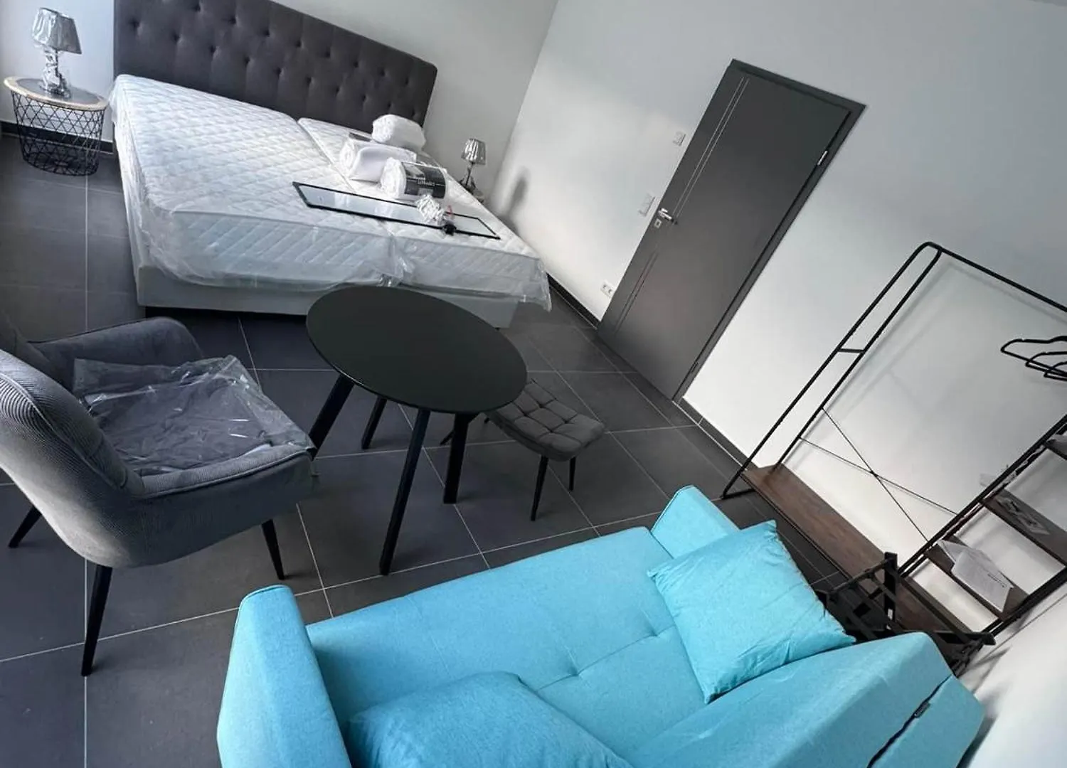 Apartment Elbflorenz Familien Suites Dresden Germany