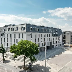 Arcotel Hafencity Дрезден